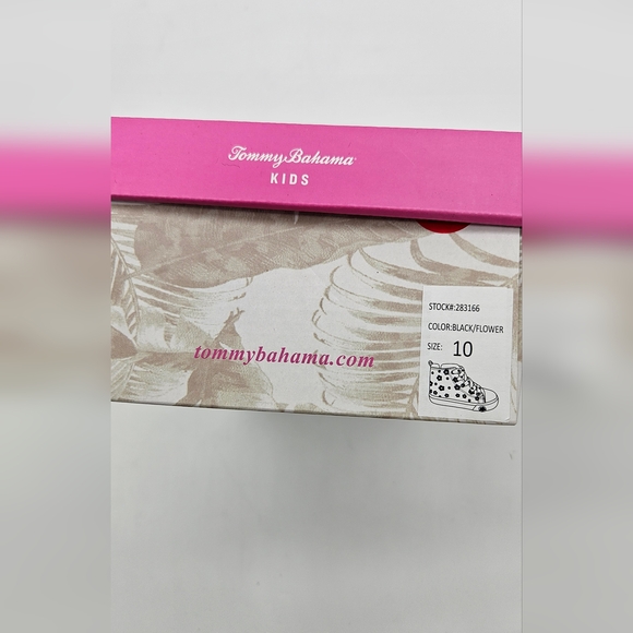 Tommy Bahama Kids Size 10 - Picture 2 of 9